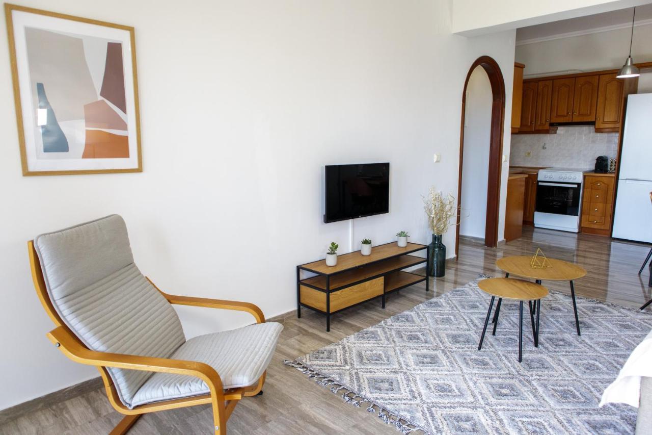 קלמאטה Almyros Aktis Seaview Apartment מראה חיצוני תמונה