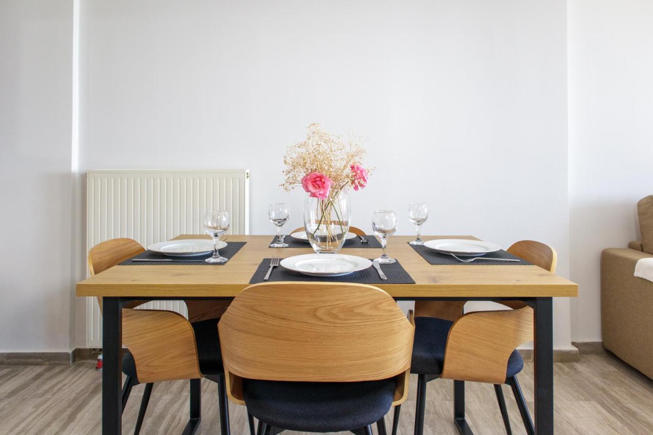 קלמאטה Almyros Aktis Seaview Apartment מראה חיצוני תמונה