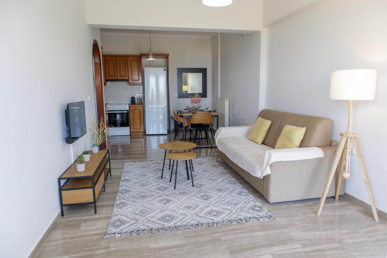 קלמאטה Almyros Aktis Seaview Apartment מראה חיצוני תמונה