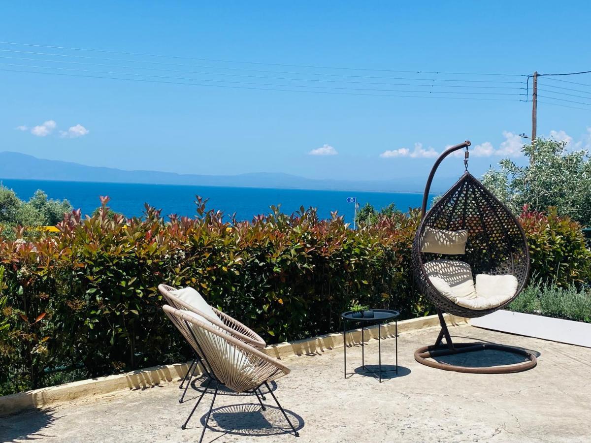 קלמאטה Almyros Aktis Seaview Apartment מראה חיצוני תמונה